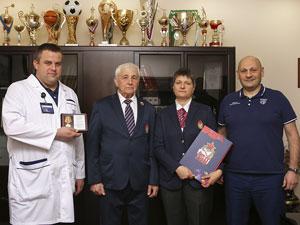 Заведующий травматологическим отделением №1 М.А. Григорьев награжден медалью 